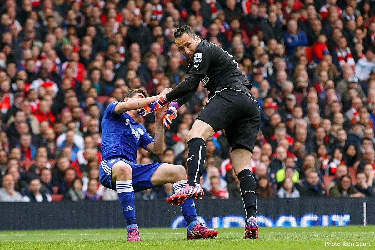 Everton met 7 ME sur Ospina