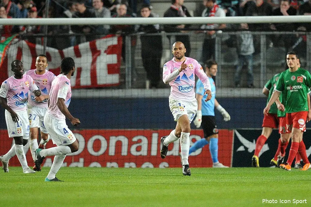 evian gagne avec un bon coup de sagbo 69845 17788
