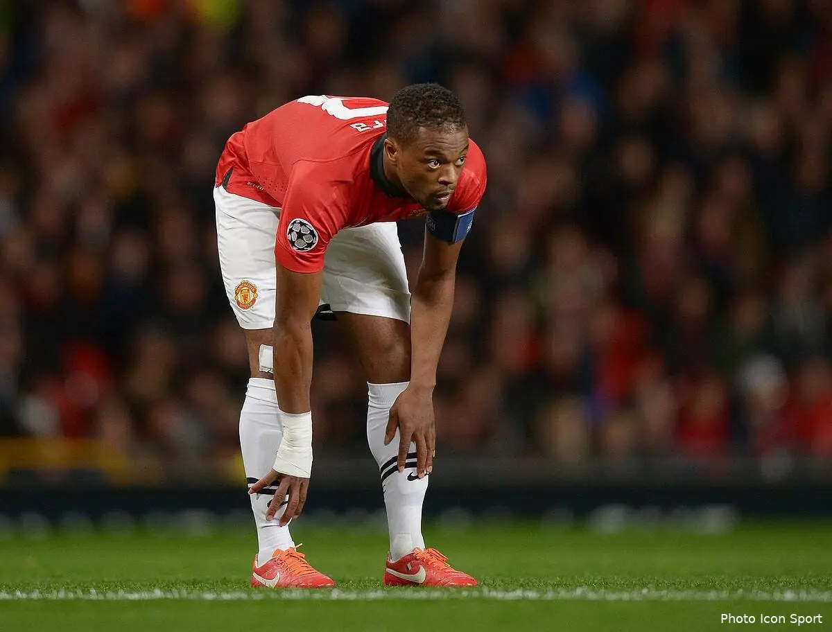 Evra pourrait arrêter sa carrière dimanche