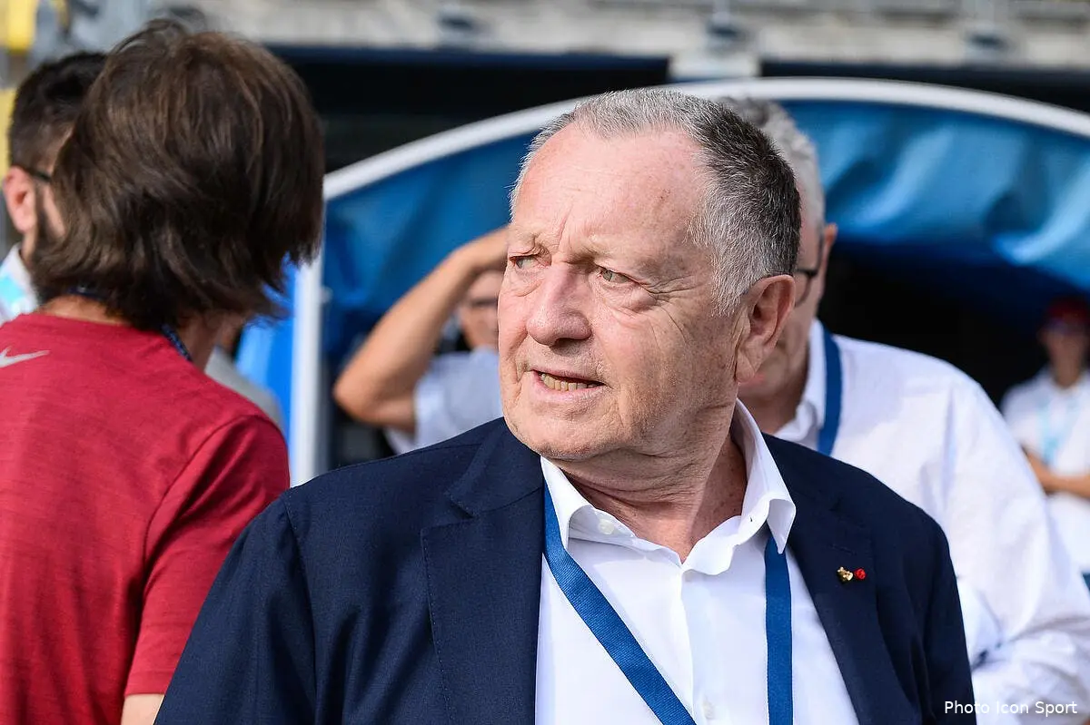 foot la ligue 1 fait un bras d honneur a la ligue 2 et au national icon bap 200719 93 140285189