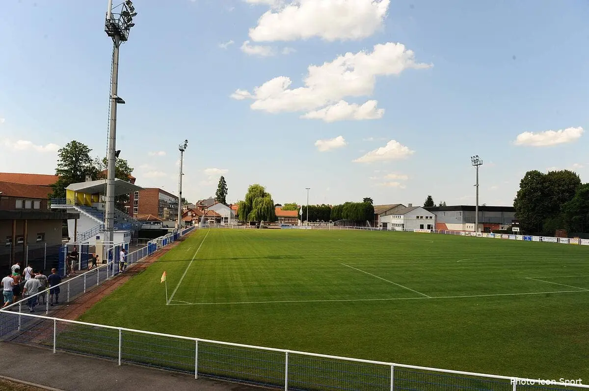 foot un arbitre amateur heroiquement sauve d un arret cardiaque icon oaap020710 01 114297235
