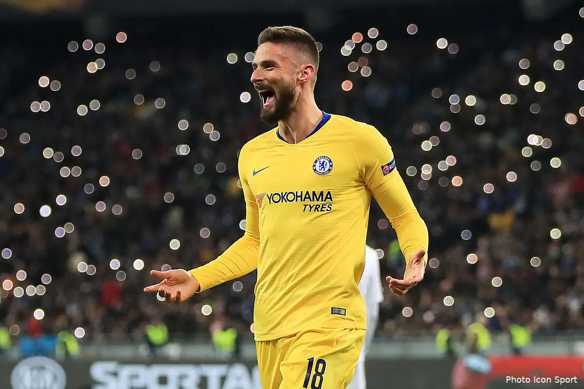 giroud n a trouve qu un adversaire a sa taille c est messi giroud 34250913