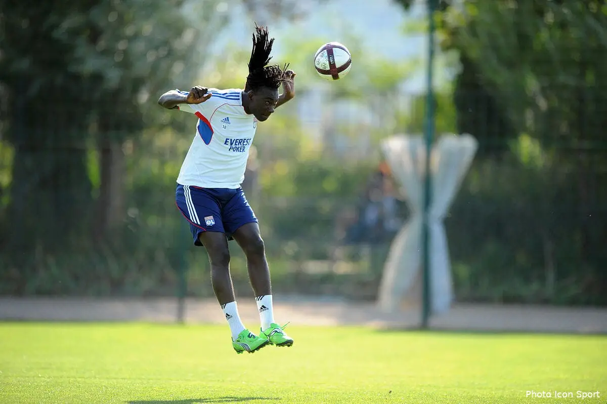 Gomis doit « reprendre ses marques » chez les Bleus