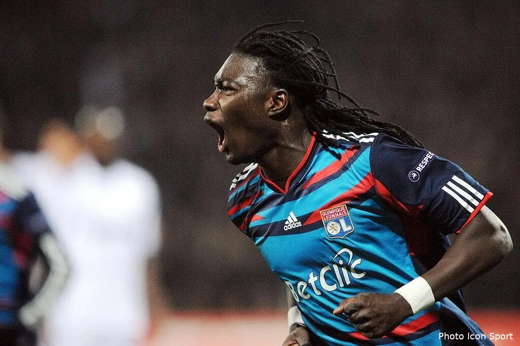 gomis joueur du mois a lyon 68016 16207