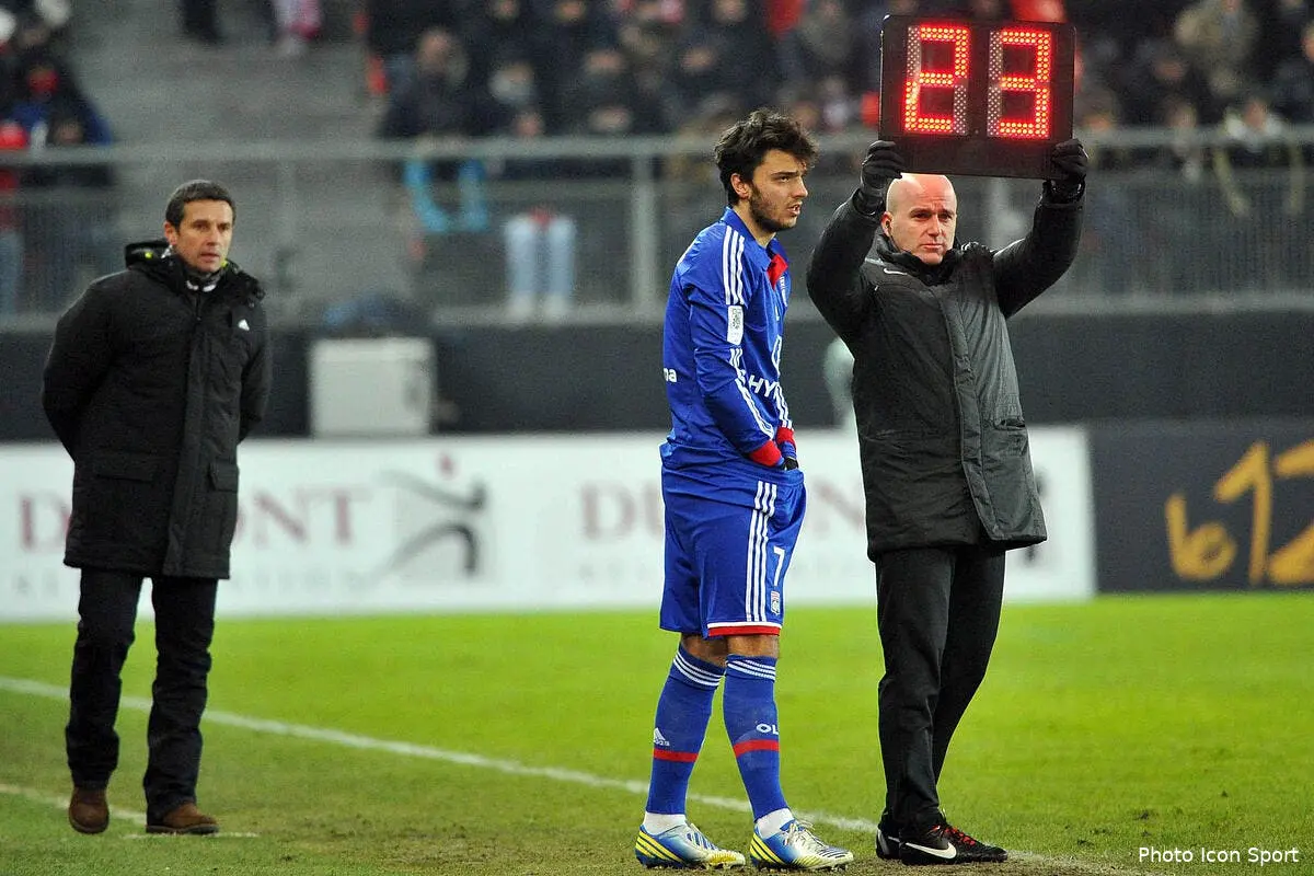 Grenier avoue qu'il ne sait pas encore s'il va prolonger à l'OL