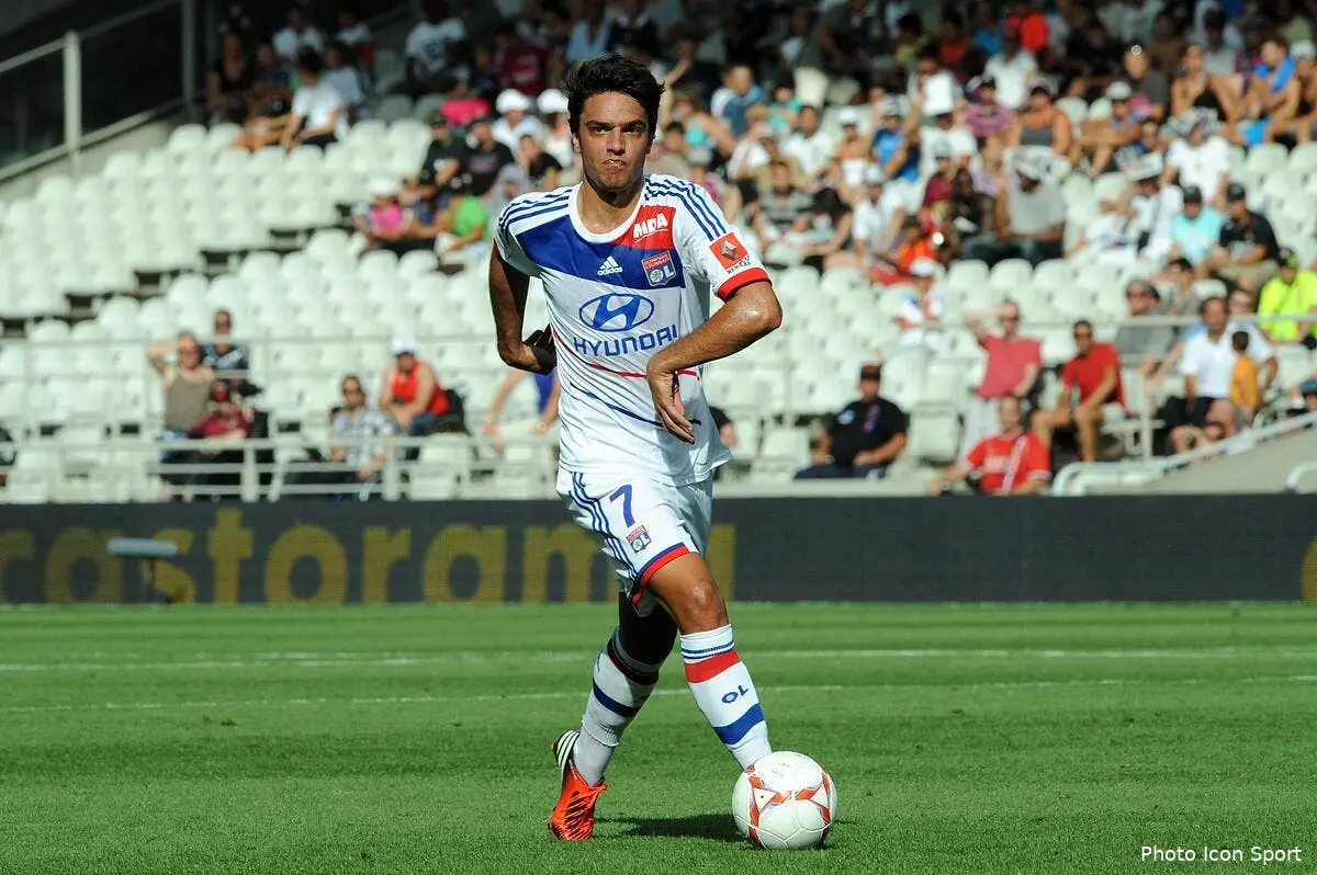 Grenier fait planer le mystère sur son avenir à l'OL en fin de mercato