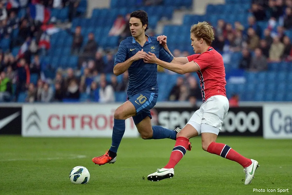 Grenier se blesse avec les Espoirs, un coup dur pour l'OL