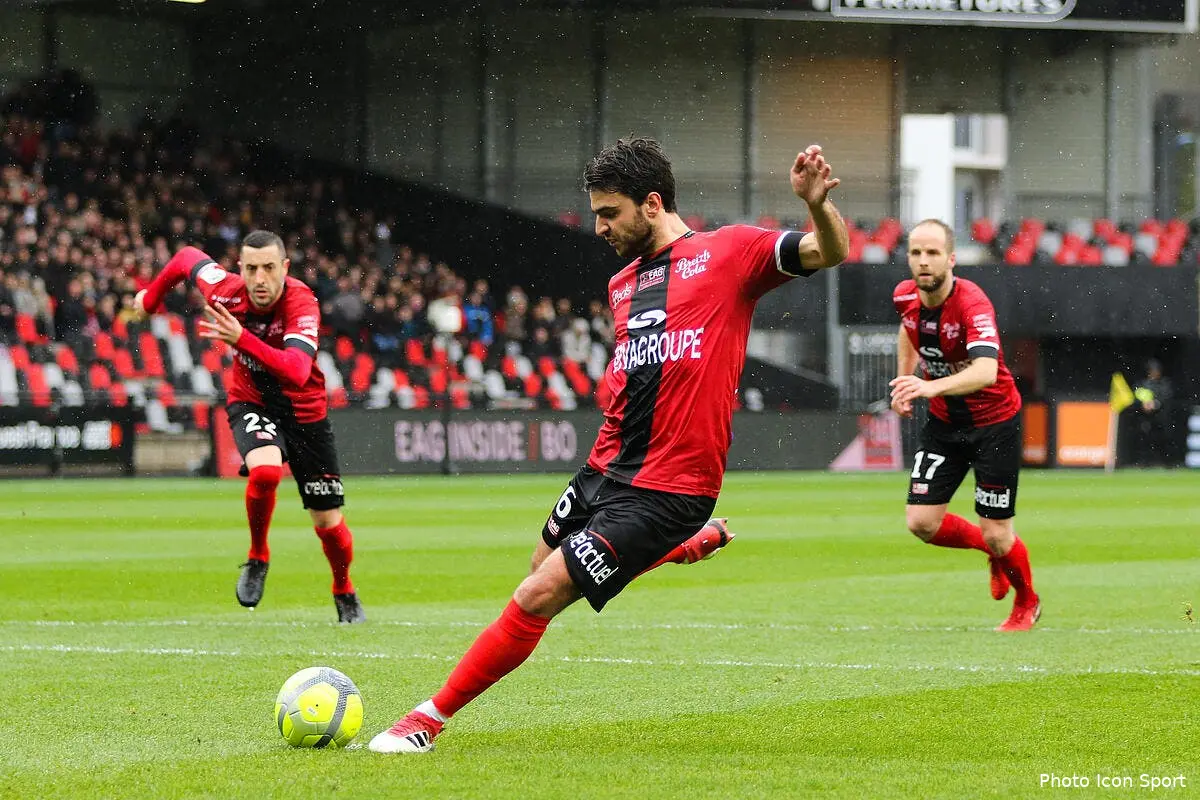 guingamp bordeaux 2 1 icon lem 110318 93 53214473