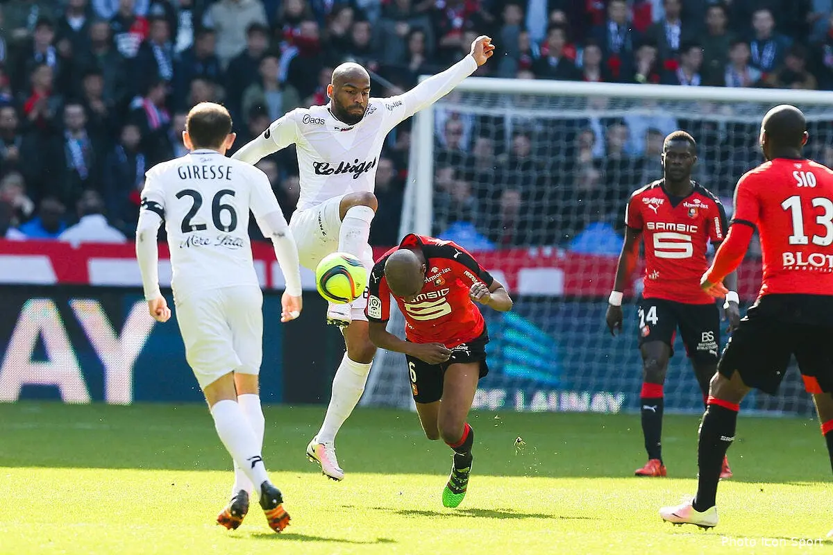 Guingamp humilie Rennes et va chercher son maintien