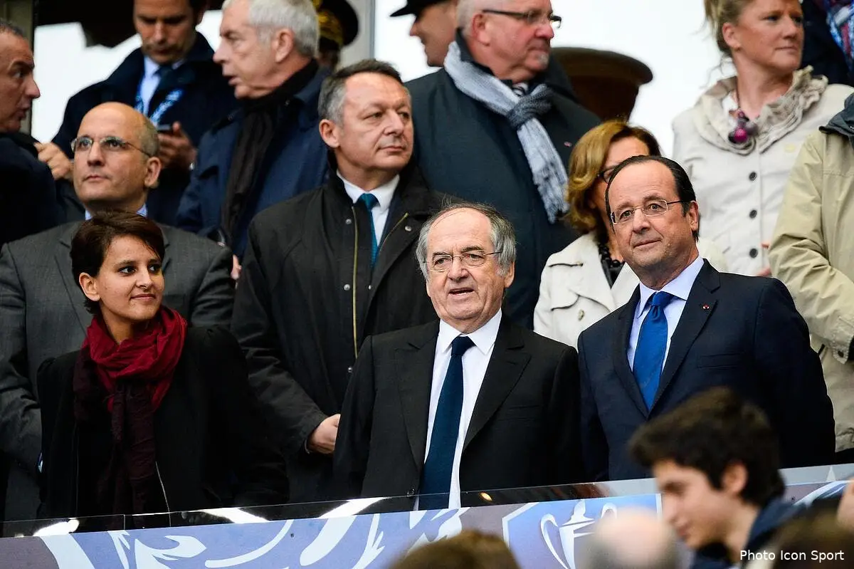 Hollande veut « être fier de la France » au Brésil