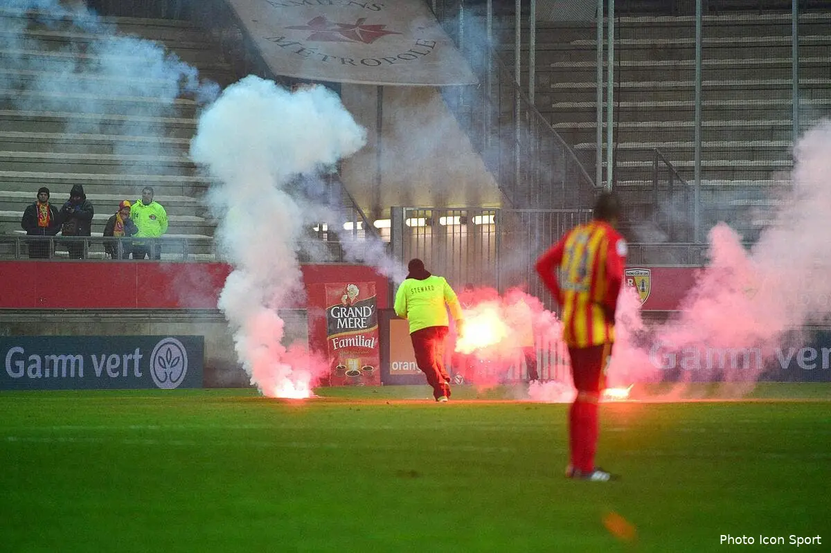 Huis clos partiel avec sursis pour Lens à Amiens