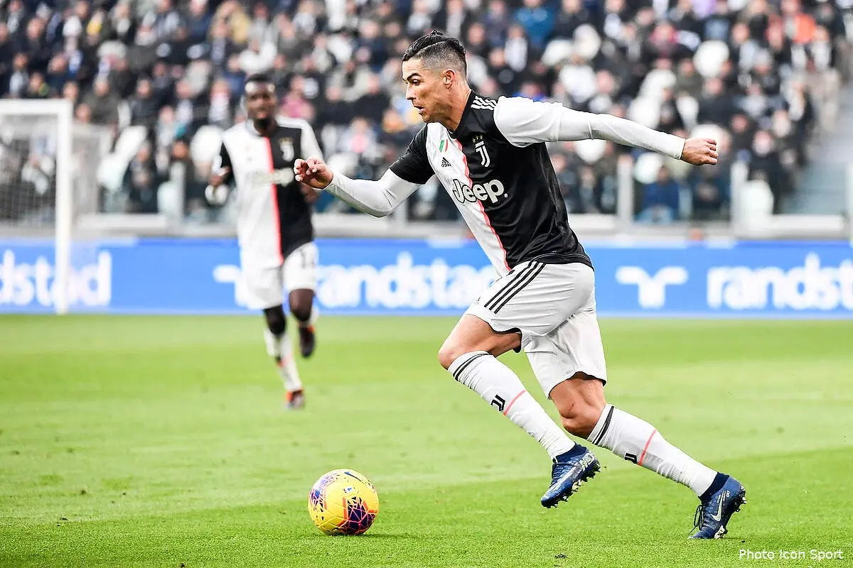 ita cristiano ronaldo est le roi sa feve est un triple icon lp 10860207274663