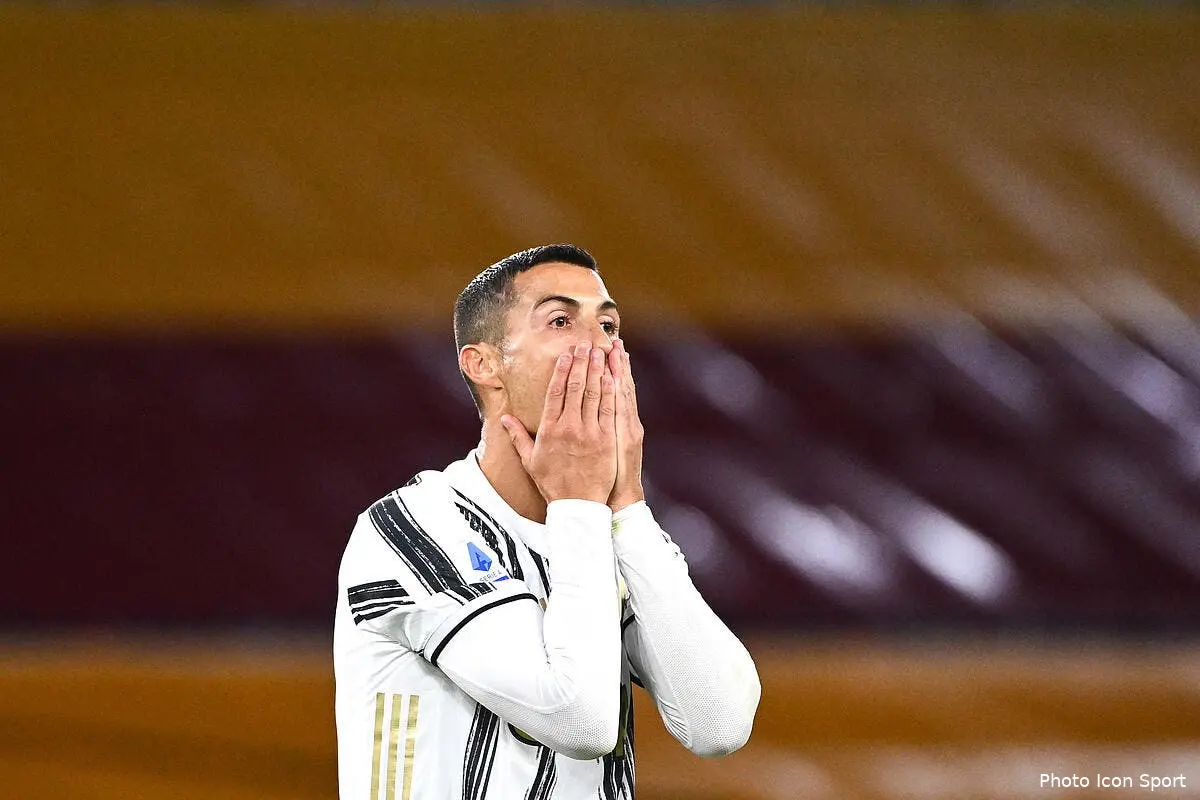 ita le test pcr c est de la merde cristiano ronaldo tousse icon lp 11793520297887