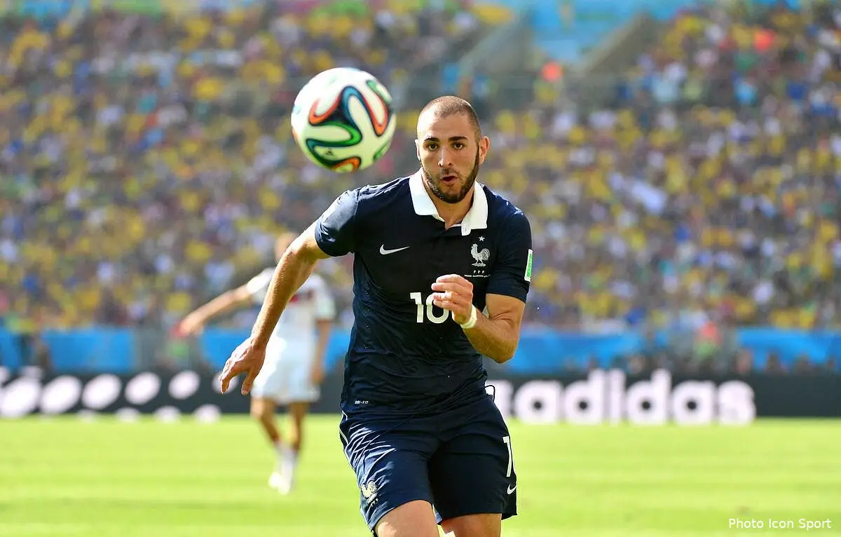 L'agent de Benzema frappe un journaliste de l'Equipe