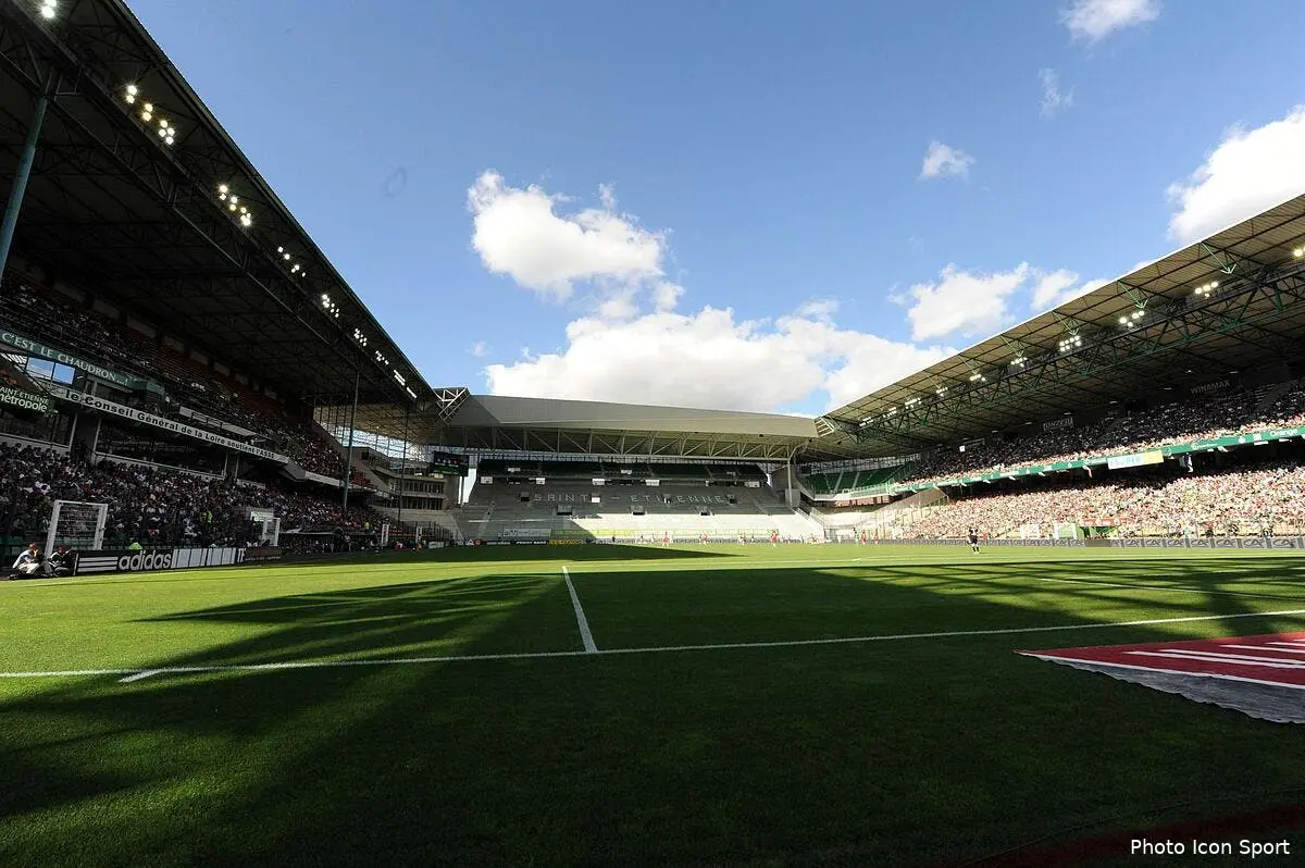 L'ASSE s'offre l'un des plus grands kops de Ligue 1