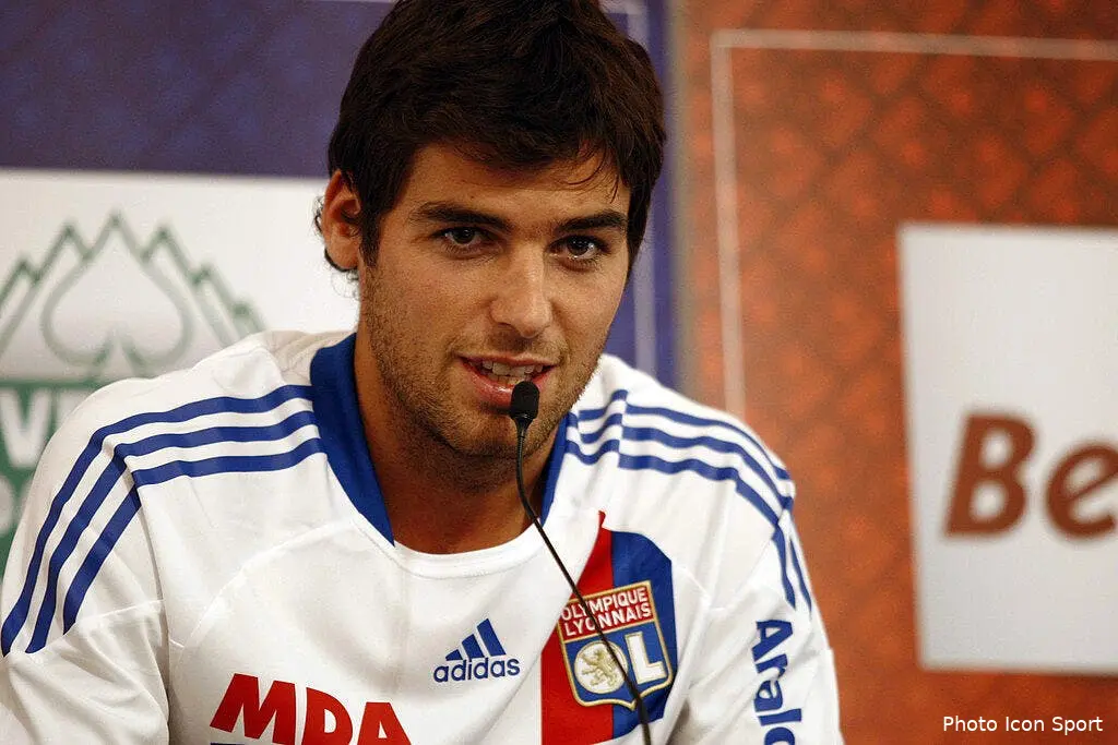 l ol a achete plus qu un joueur avec yoann gourcuff 59234 10037