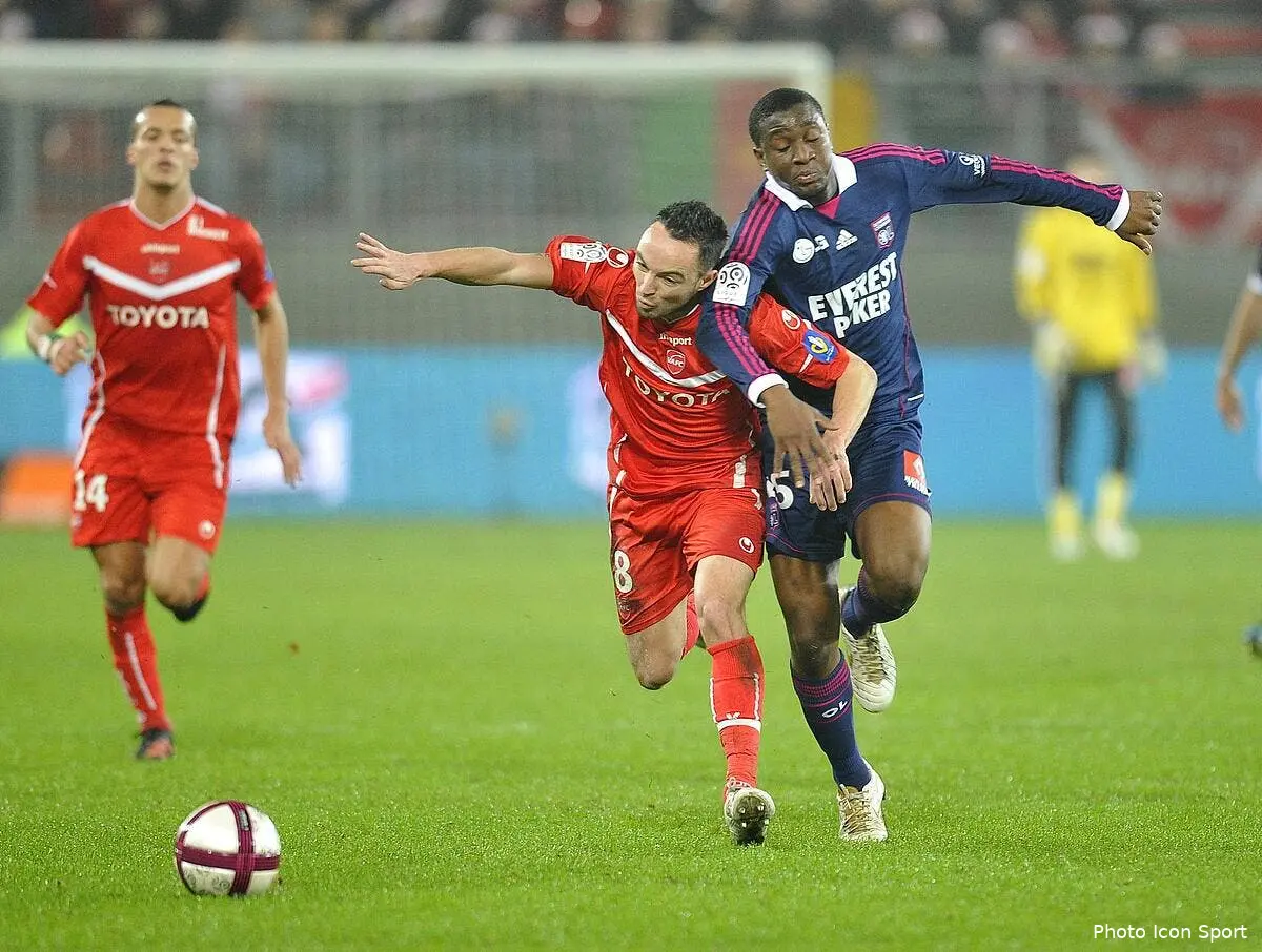 L’OL a levé le pied face à Valenciennes pour Reveillère