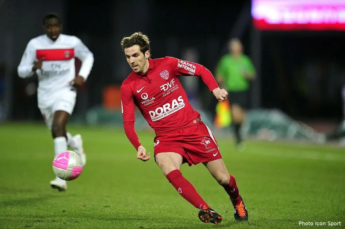 L'OL en pole devant l'OM pour s'offrir Corgnet au mercato