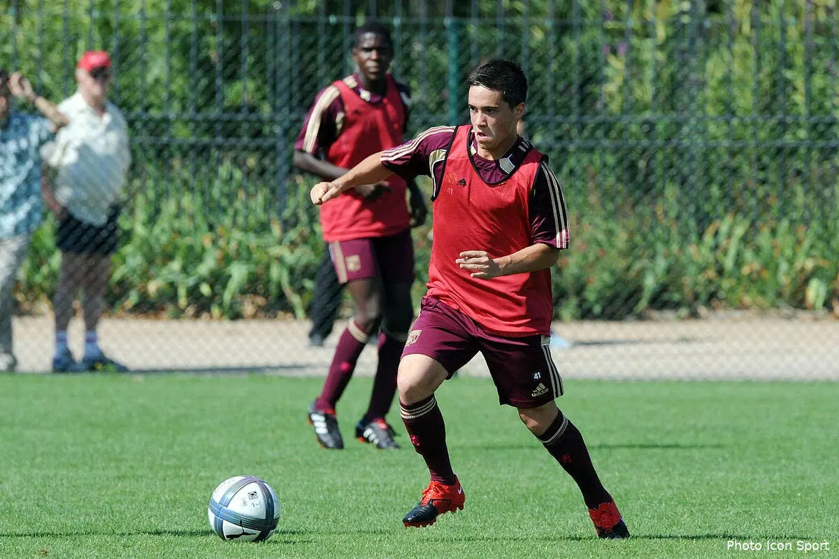 L'OL fait signer un premier contrat pro à Maxime Blanc