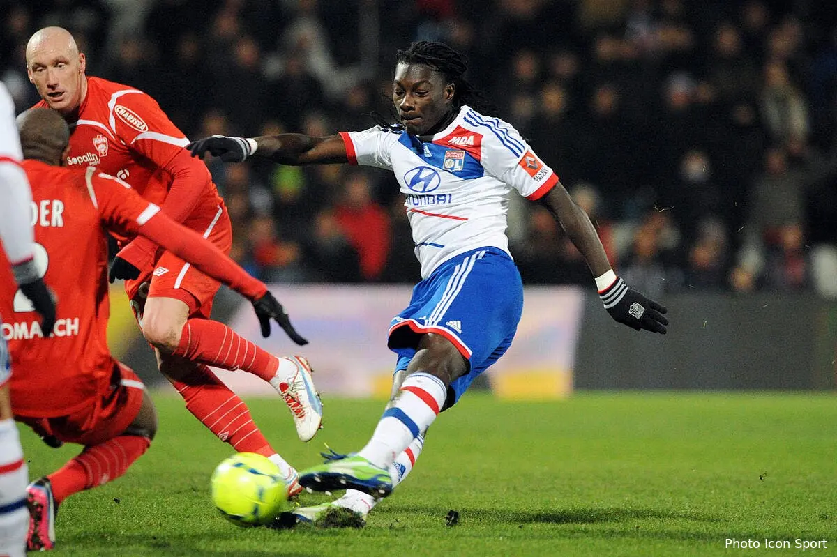 L’OL prêt à laisser partir Gomis cet hiver
