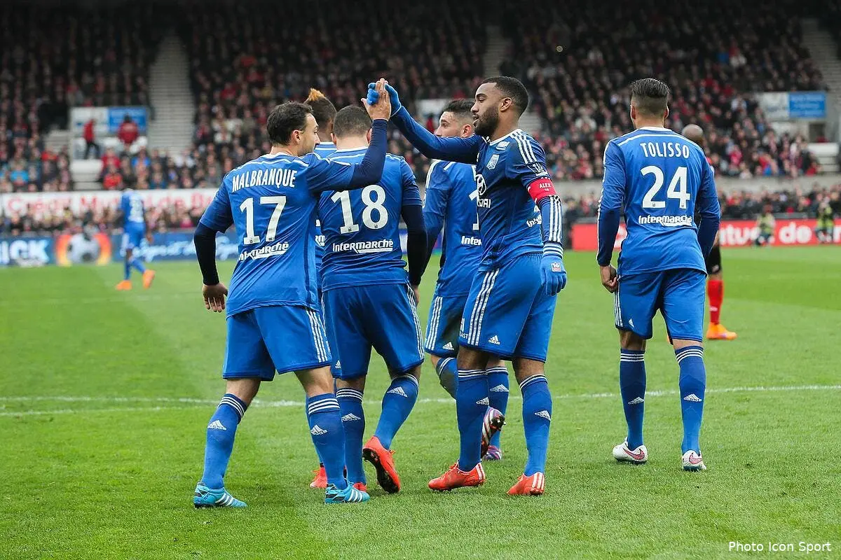 l ol repart en avant et en leader ol 2108145
