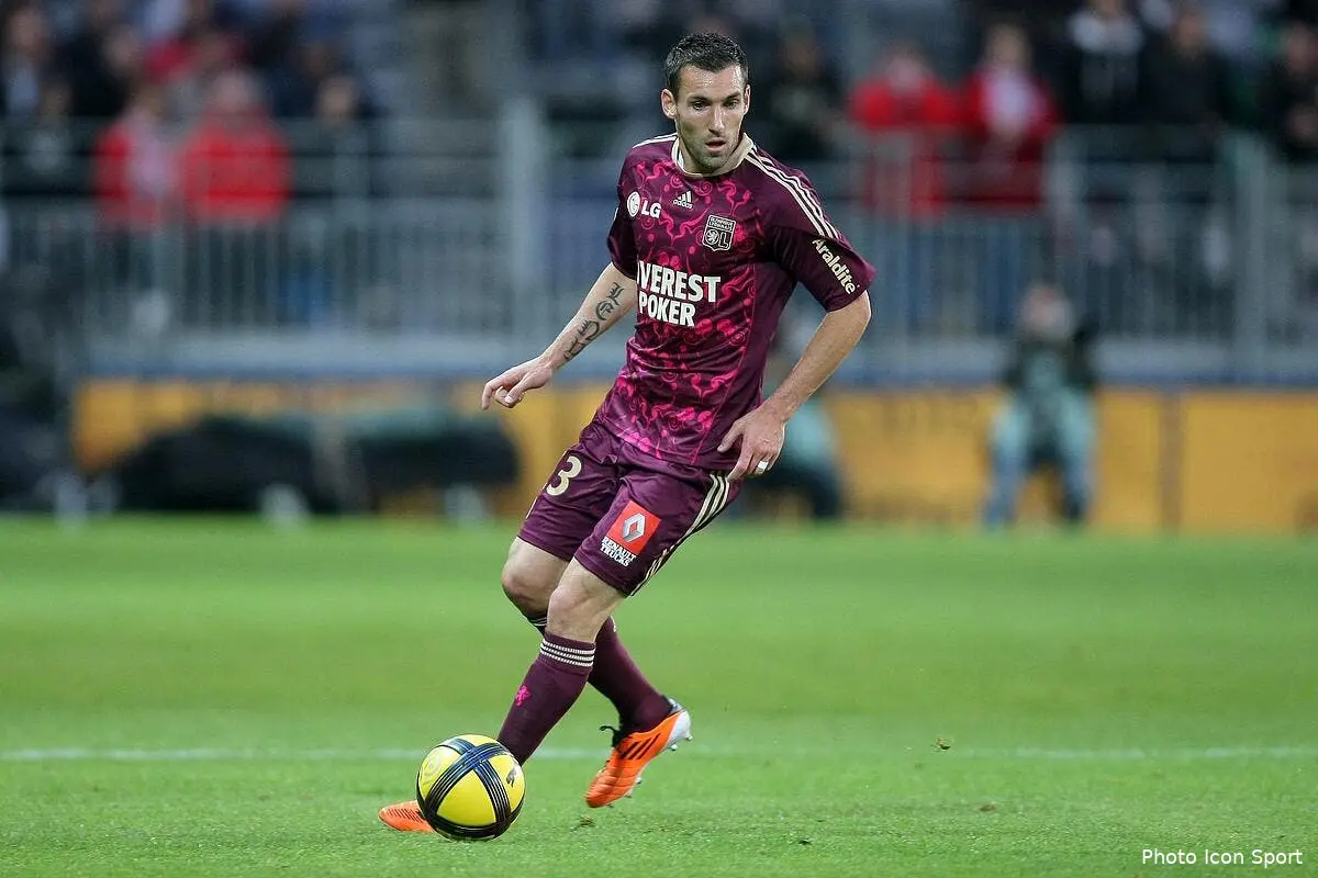 L'OL tente le mercato light version positive attitude