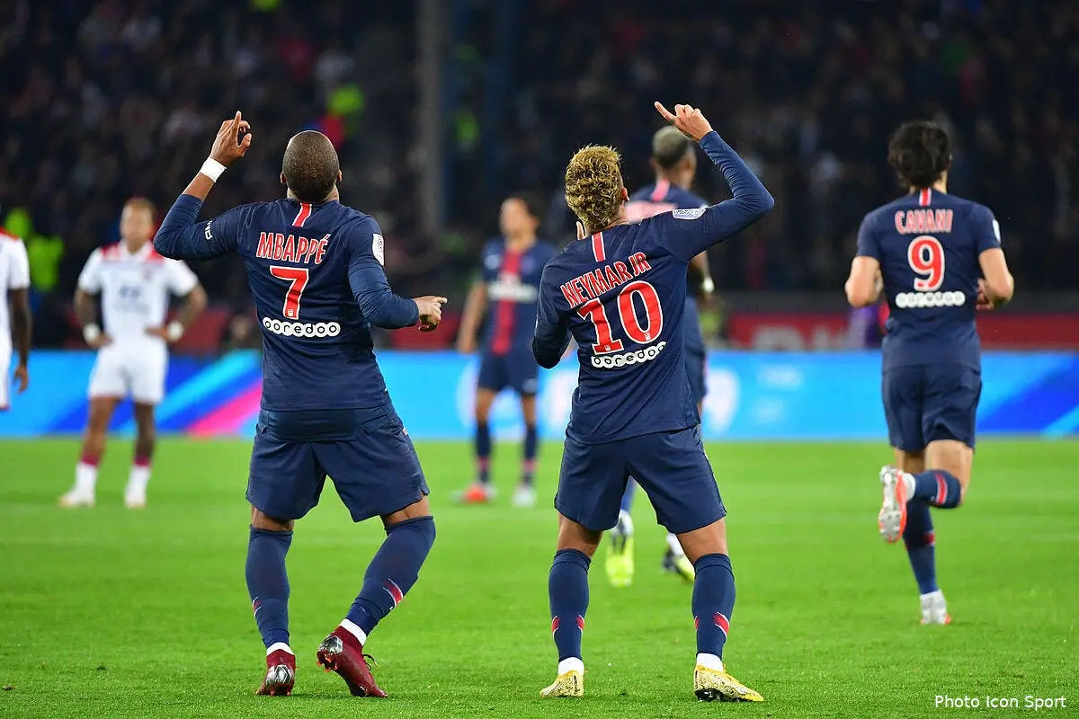 L1 : 5-0, le PSG et Mbappé ridiculisent l'OL au Parc !