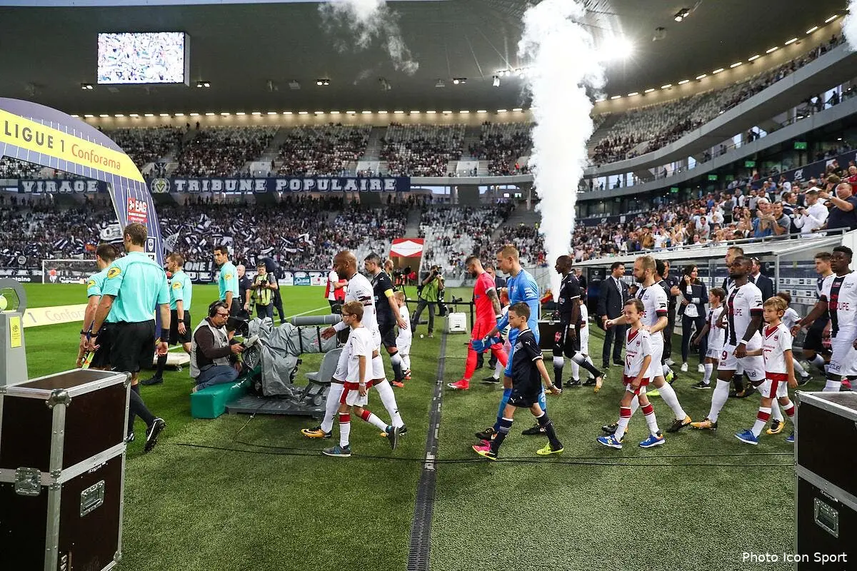 L1 : Aulas rêve de voir des matchs de Ligue 1 à midi