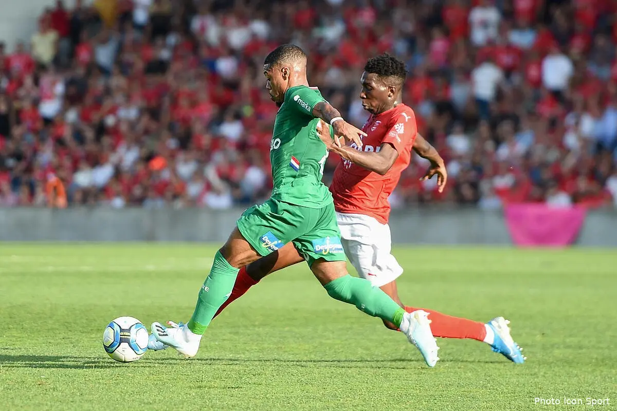 l1 l asse realise le hold up parfait a nimes icon adim 290919 45 39265851