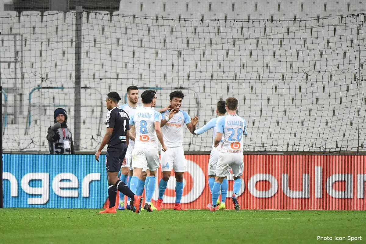 l1 l om fait le plein dans un stade vide icon dib 050219 10 06244179