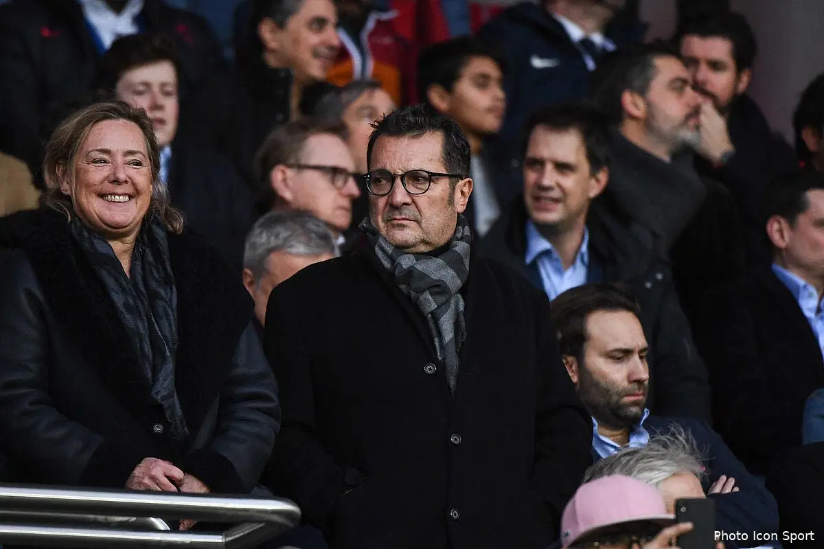 l1 rideau le mercato va fermer un mois en france icon dib 010220 11 94288143