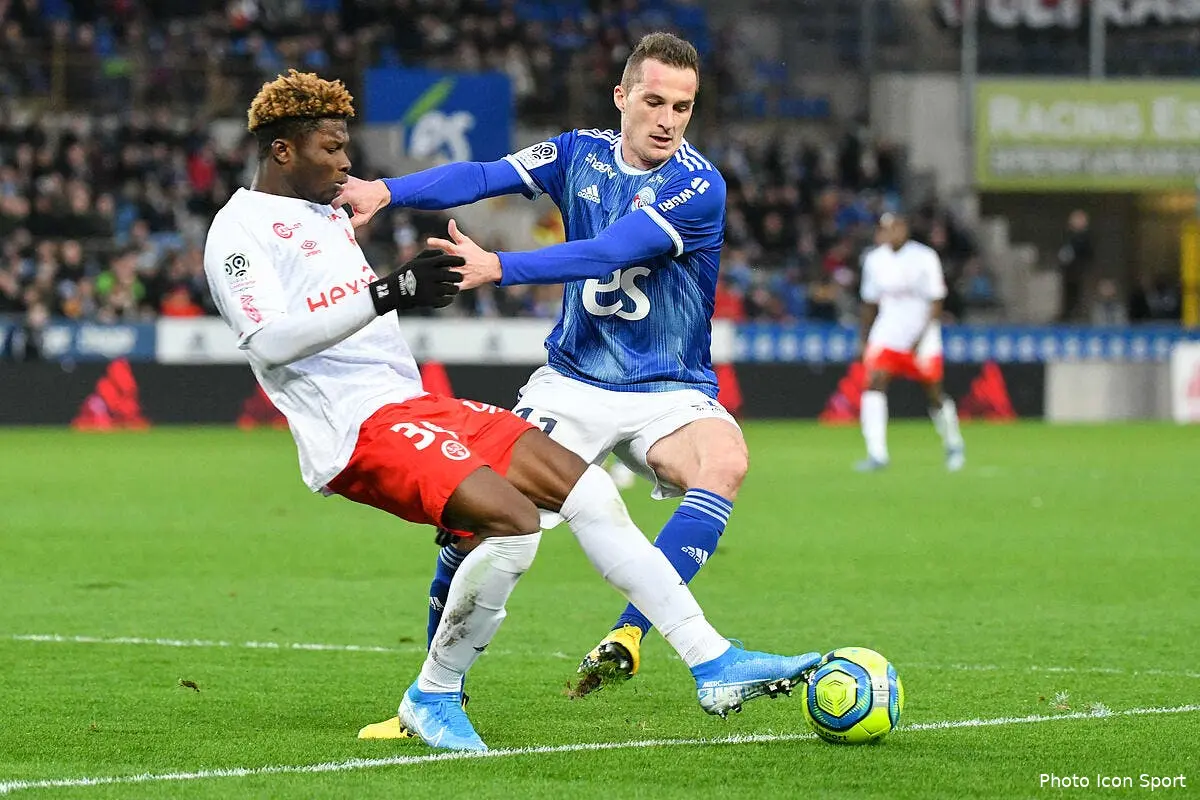 l1 strasbourg ecarte reims et continue de grimper icon roz 1900277861
