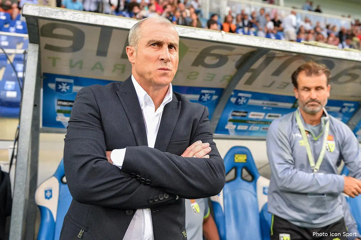 L2 : Alain Casanova éjecté de Lens ?