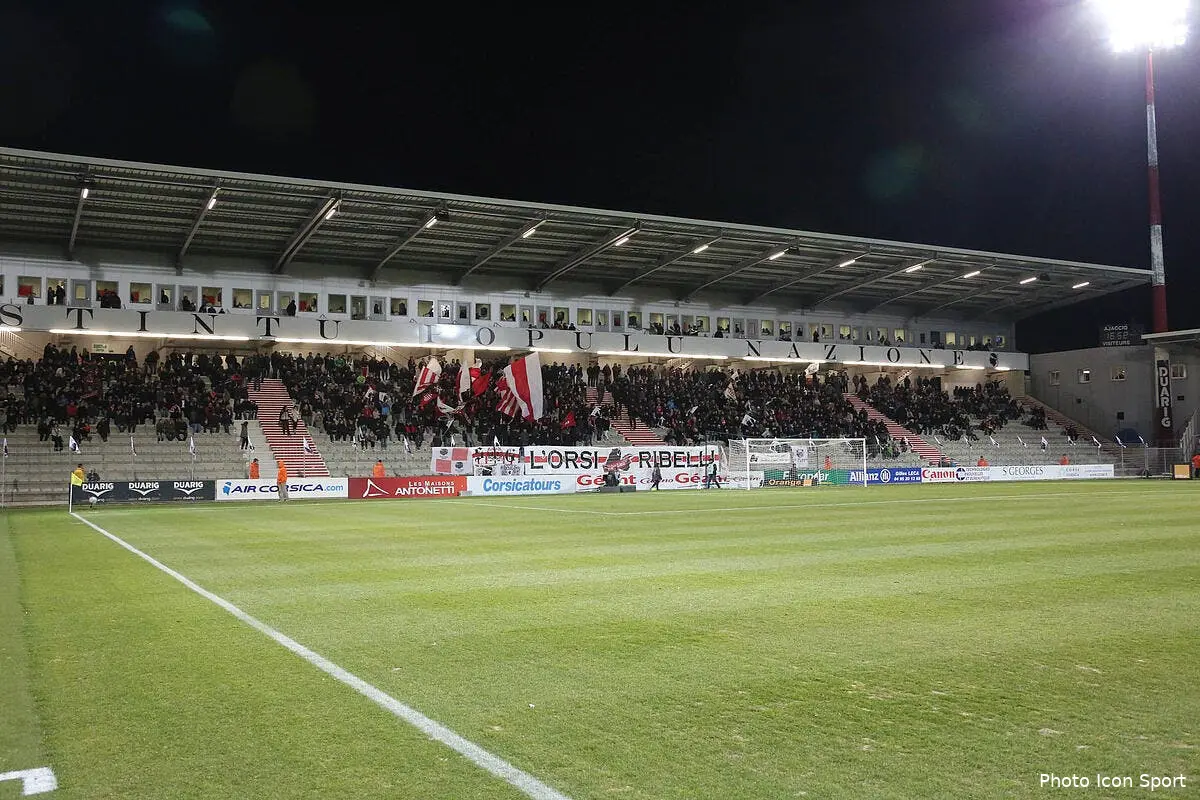 l2 bastia officialise son soutien a l ac ajaccio icon bel 090213 01 02219695