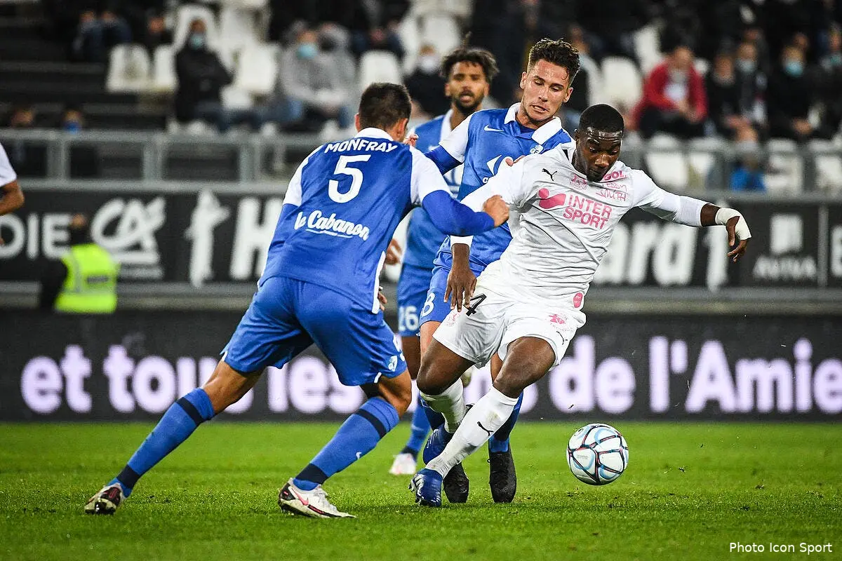 l2 le covid frappe grenoble le match a niort reporte icon mm1 6679297781