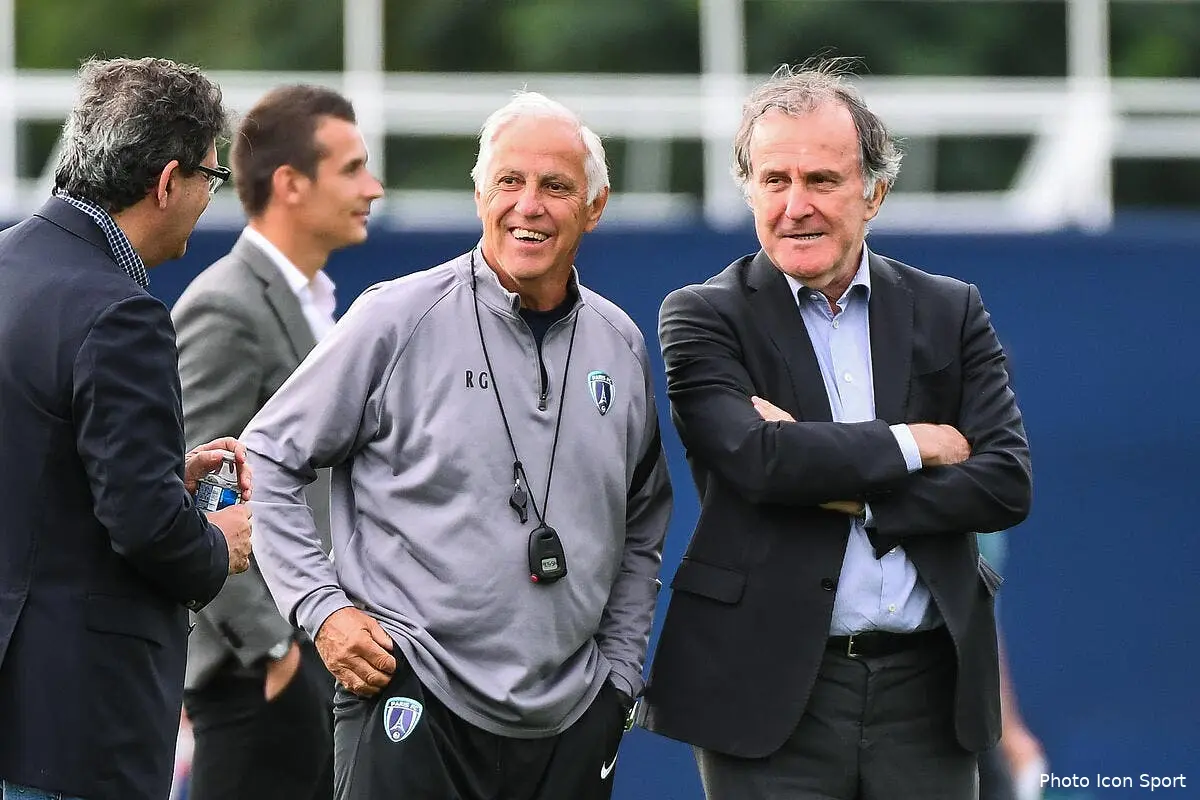 l2 le royaume du bahrein achete 20 du paris fc icon bap 150720 93 120290263