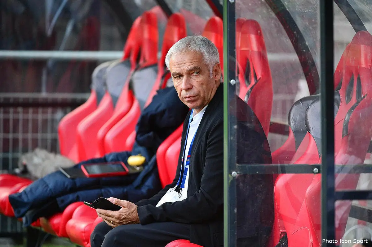 la fff conserve pierre mankowski a la tete des bleuets mankowski94991