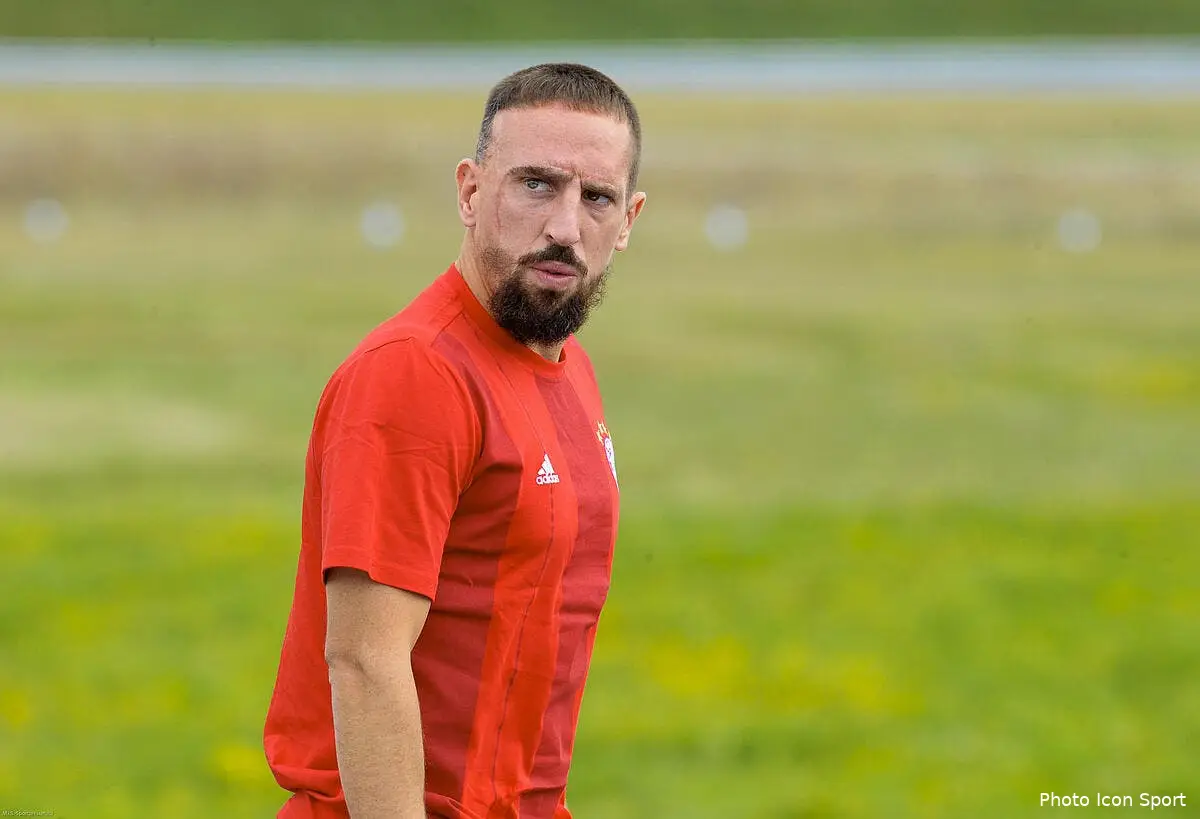 la france a maltraite ribery denonce bernes ribery 11105425