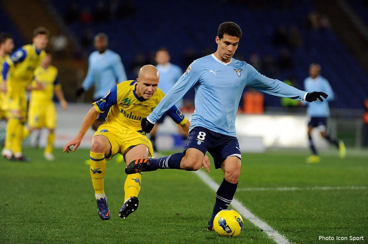 La Lazio calme le PSG sur Hernanes