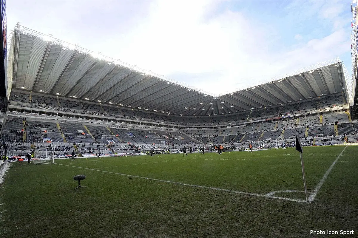 La Premier League, c’est autre chose, confirme Debuchy