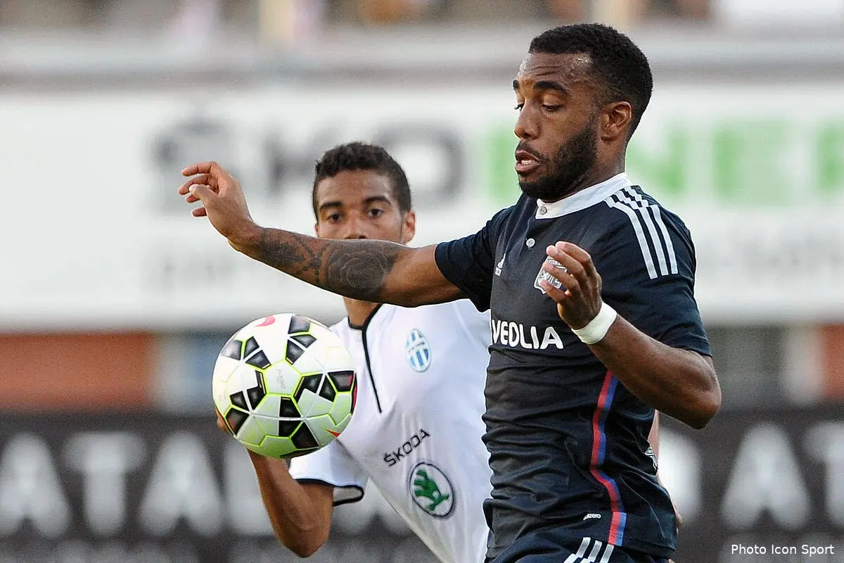 Lacazette contre 17ME et Ben Arfa, le deal proposé à l'OL !