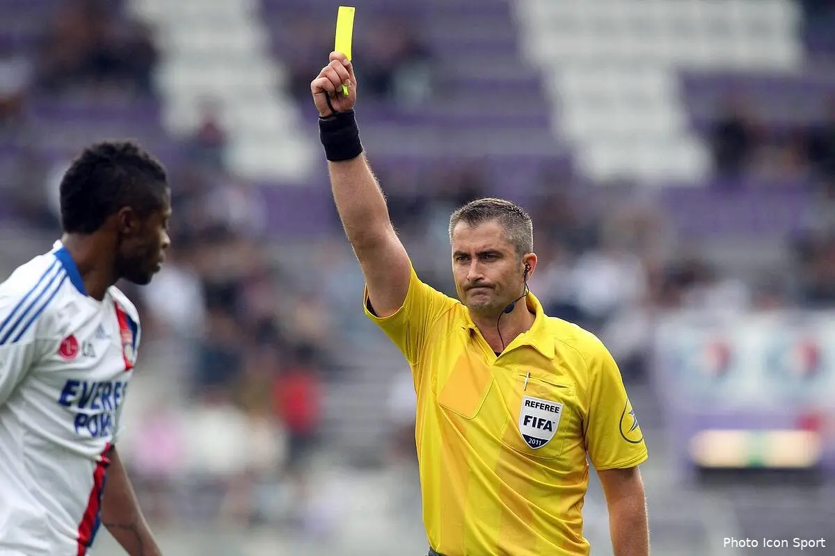 Lacombe n'y va pas par quatre chemins avec Bastos et Cissokho