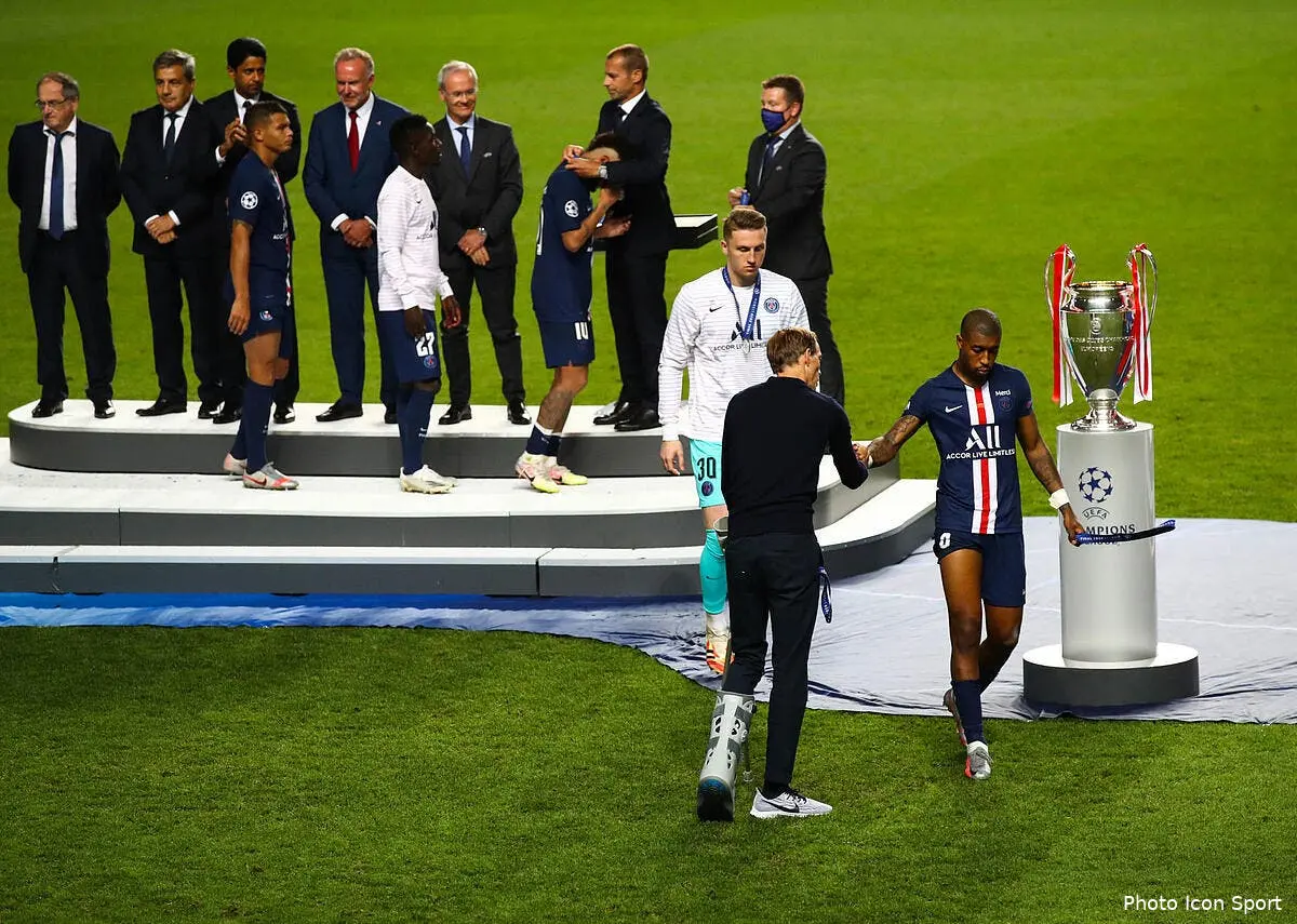 ldc kimpembe s en mord les doigts et felicite le general coman icon 1268082279292467