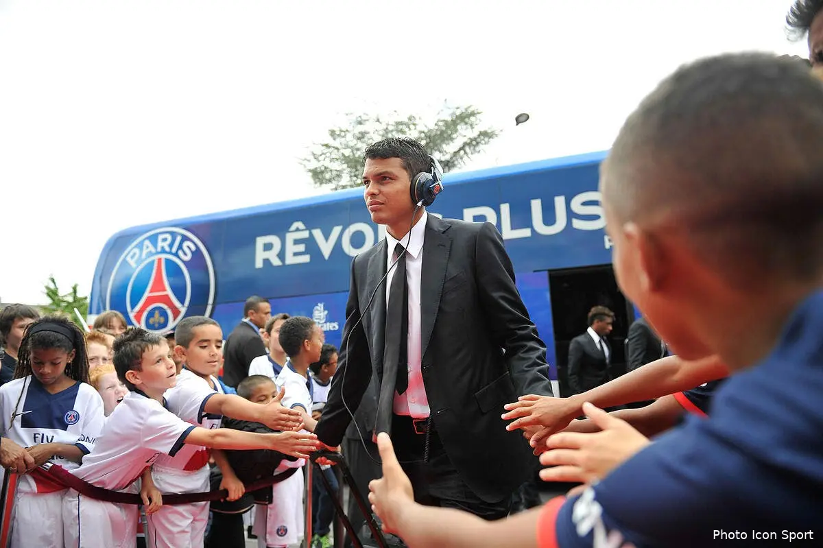 Le Barça scotché d'avoir vu Thiago Silva rester au PSG