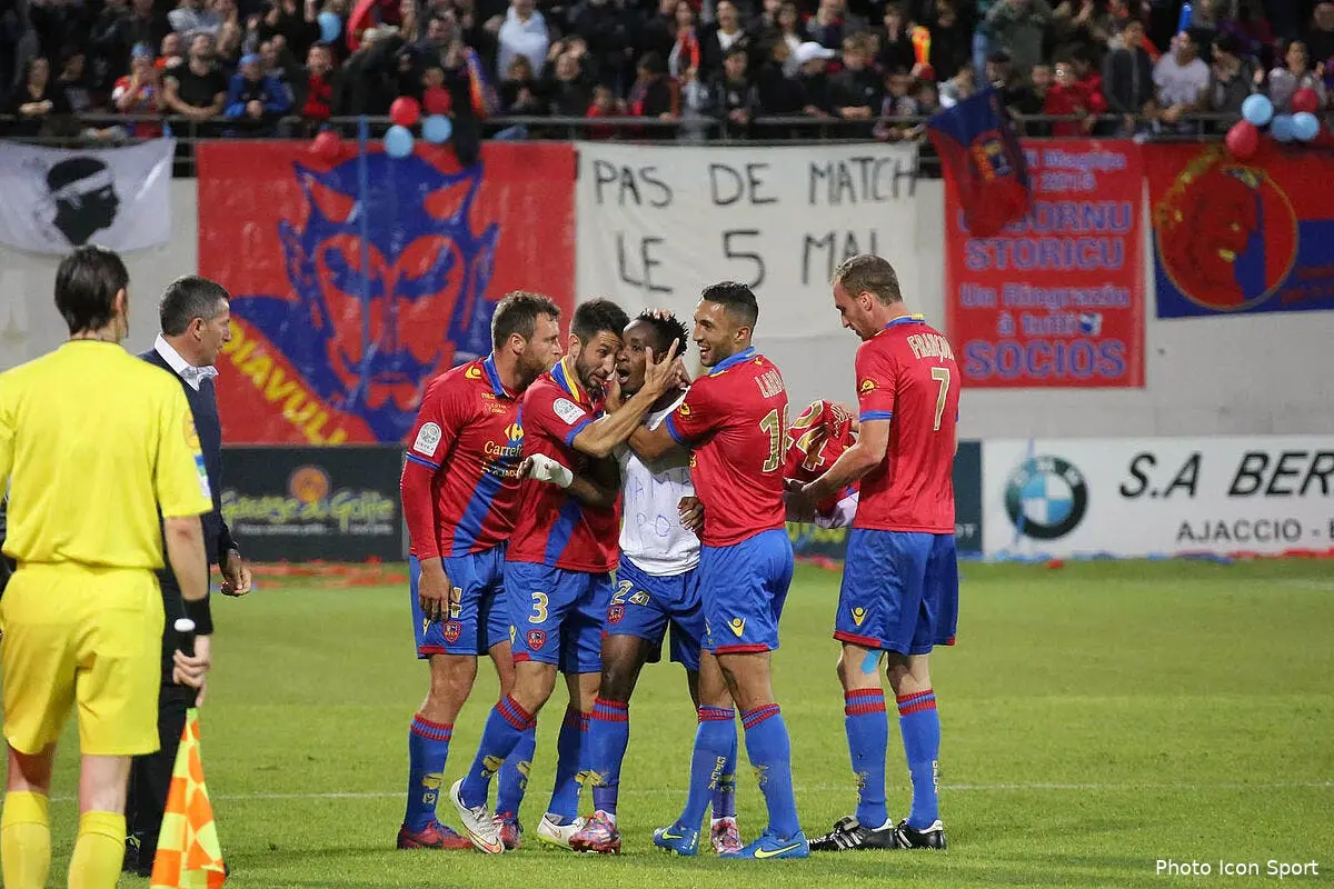 Le GFC Ajaccio en L1, Angers y est presque