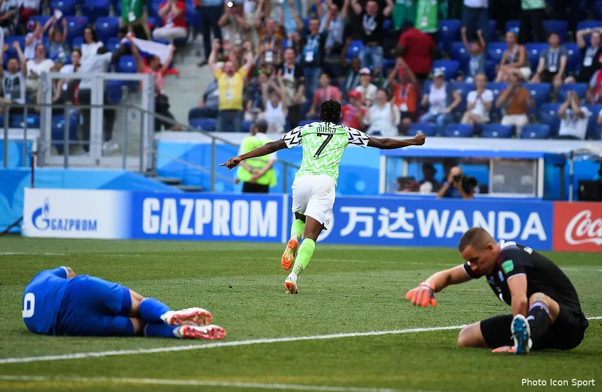 le nigeria laisse une chance a l argentine musa222657