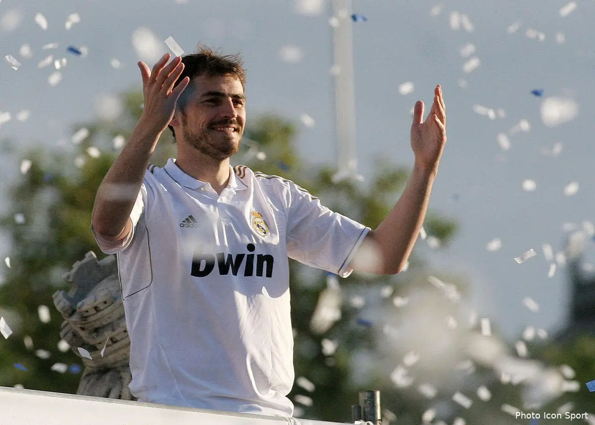 Le PSG préparerait une offre pour Casillas