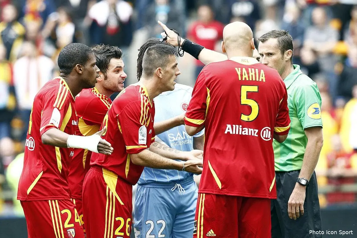 Lens débute de la pire des façons sa saison