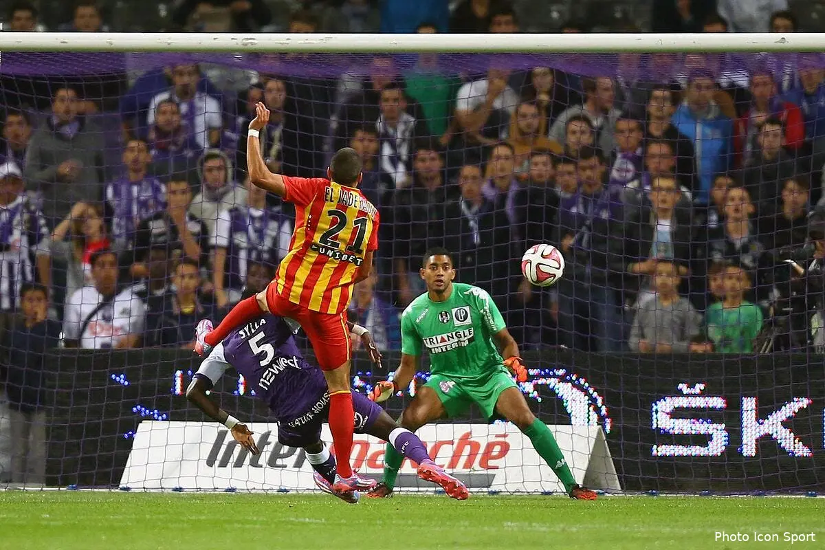 Lens gagne à Toulouse et a meilleure mine