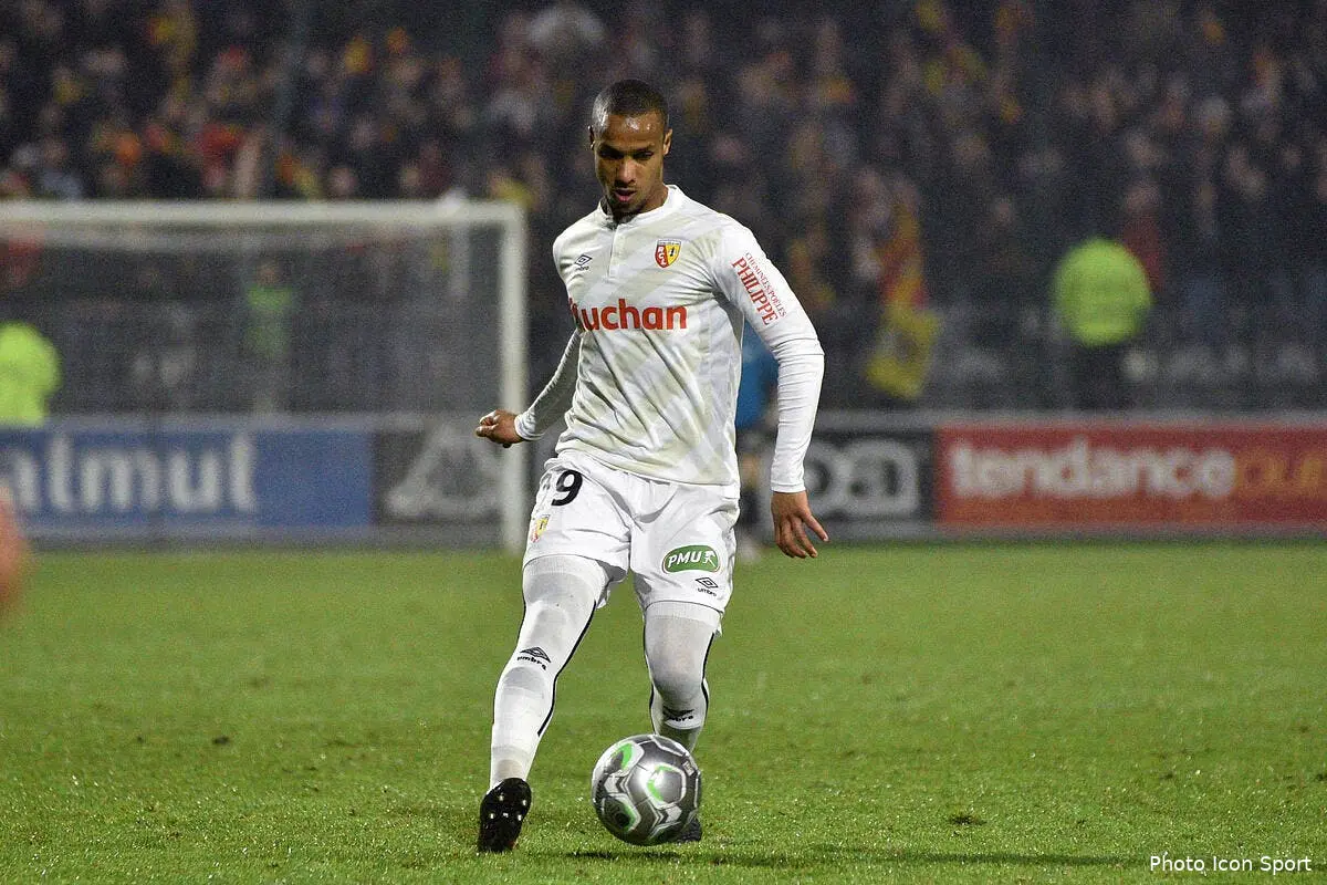Lens - Paris FC : 1-0
